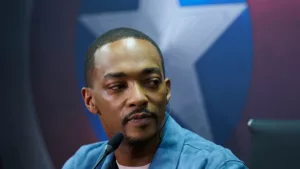 Anthony Mackie magyarázatot adott a Kapitány Amerika karakterrel kapcsolatos megjegyzéseire