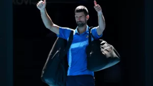 Tragikus Fordulat: Djokovic Kiszállt az Ausztrál Open Elődöntőjéből