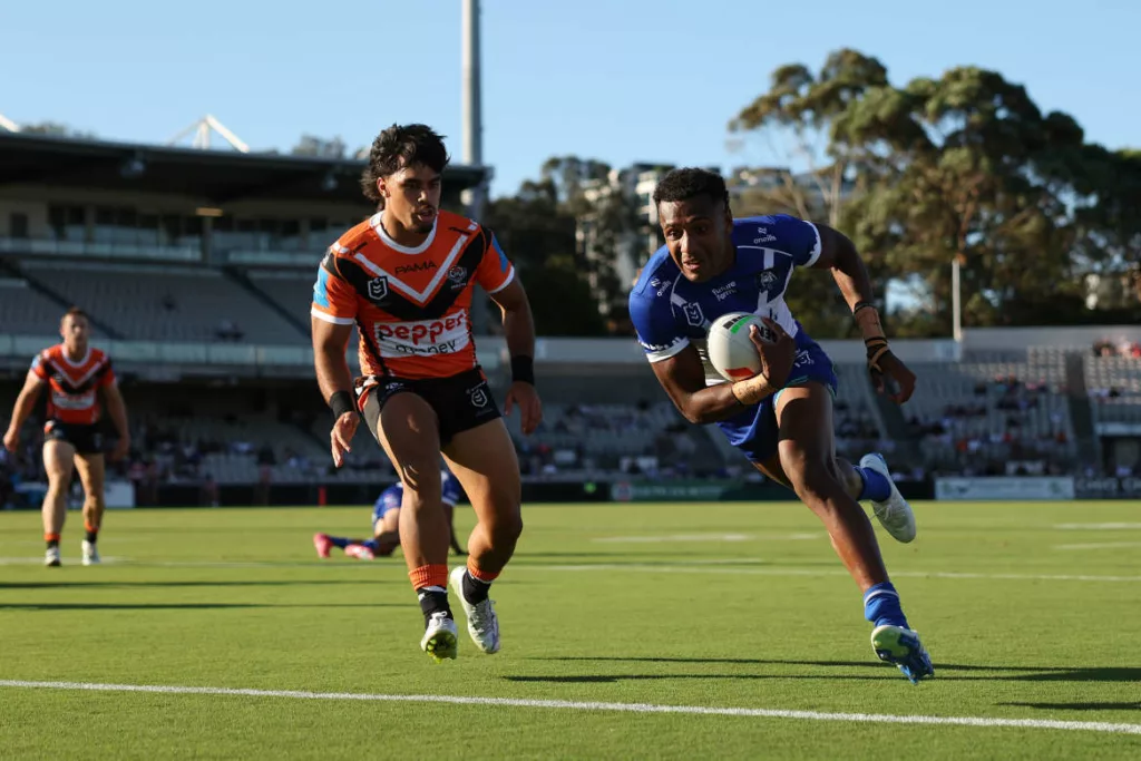 Canterbury Dominálja a Tigers Fiataljait, a Dragons Felkészül a Roosters Ellen