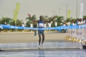 Edwin Kibet Koech Újra a Lagos Maraton Győztese