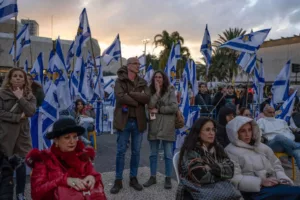 Izrael-Gáza Tűzszünet: A Bibas Család Tragédiája Félelmeket Ébreszt