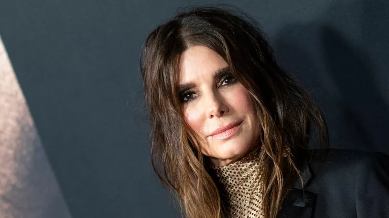 Sandra Bullock családját is fenyegetik az álprofilok