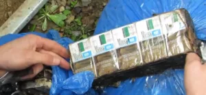 3000 doboz zárjegy nélküli cigarettával próbált meg meglépni a NAV-osok elől az eperjeskei sofőr