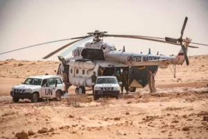 Francia Diplomáciai Küldöttség Tárgyal a MINURSO Tisztviselőivel Laayoune-ban