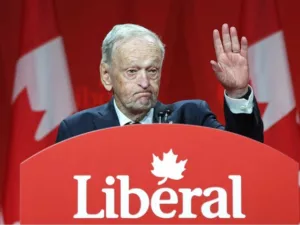 Jean Chrétien Trumpnak: "Hagyja abba ezt a képtelenséget"