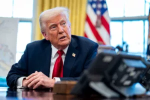 Trump és a Nagy Ügyvédi Irodák Elleni Harc Rejtett Célja