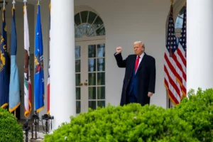 A Trump Tariffjai Ártanak a Szabadkereskedelemnek, de Nem Okoznak Végzetes Csapást