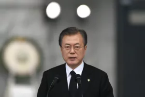 Dél-Korea volt elnökét, Moon Jae-int kenőpénz elfogadásával vádolják