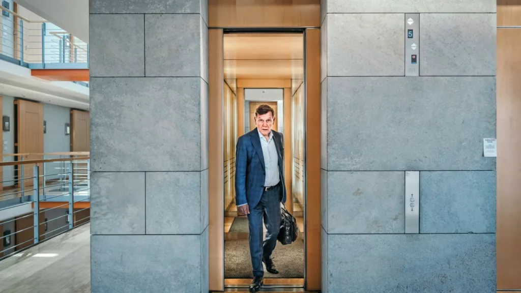 Johann Wadephul: Oroszország megbékélhetetlen, agresszív és vad stratégiáról beszél