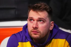 Luka Doncic Bravúros 45 Pontja az Új Csapatával
