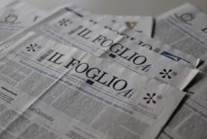 Mesterséges Intelligencia a Sajtóban: Olasz Újságírók Tapasztalatai