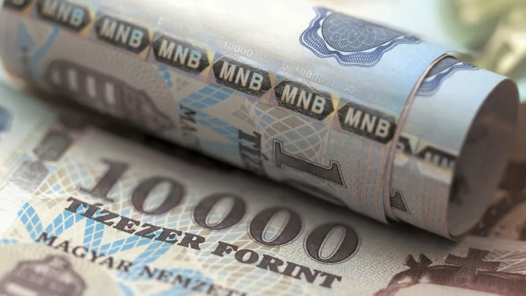 Minden várakozást alulmúlt a magyar GDP - Mit csinál a forint?
