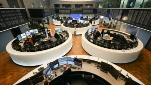 Nehéz kezdés: a DAX 10 százalékkal esett a hét első napján