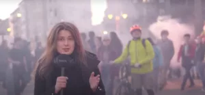 „Persze, hogy ez csapda. De az is csapda, ha nem csinálunk semmit” – videó a zebrás hídfoglalásról