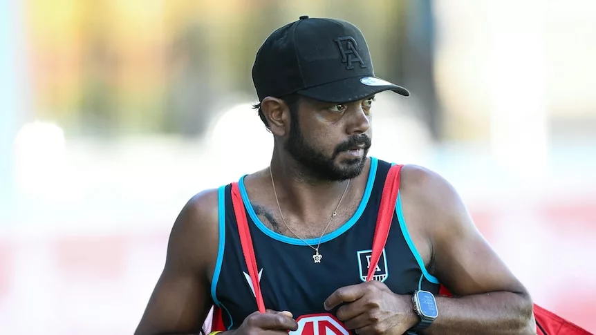 Rasszista Beleidzések Célkeresztben: Rioli Bátor Térképe a Port Adelaide-nél
