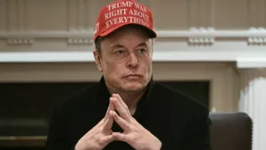 Saját közvetítésében trollkodták szét Elon Muskot