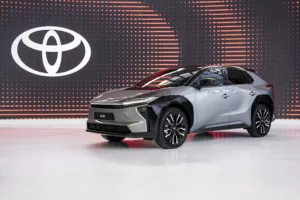 Toyota 15 Elektromos Járműmodell Fejlesztésére Törekszik 2027-re