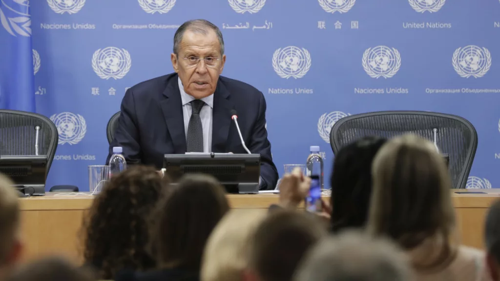 Bejelentette Szergej Lavrov: napokon belül jöhet a következő béketárgyalás Ukrajnával