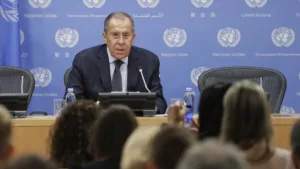 Bejelentette Szergej Lavrov: napokon belül jöhet a következő béketárgyalás Ukrajnával