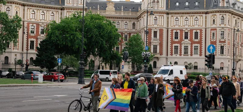 Biztosította a rendőrség az Andrássy úti mini-Pride-ot
