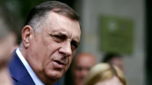 Bosznia-Hercegovinában Fokozódik a Feszültség: Politikai Válság és Konfliktusok