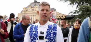 Érdeklődés és megosztottság: Magyar Péter belépett a Partiumba - videóriport