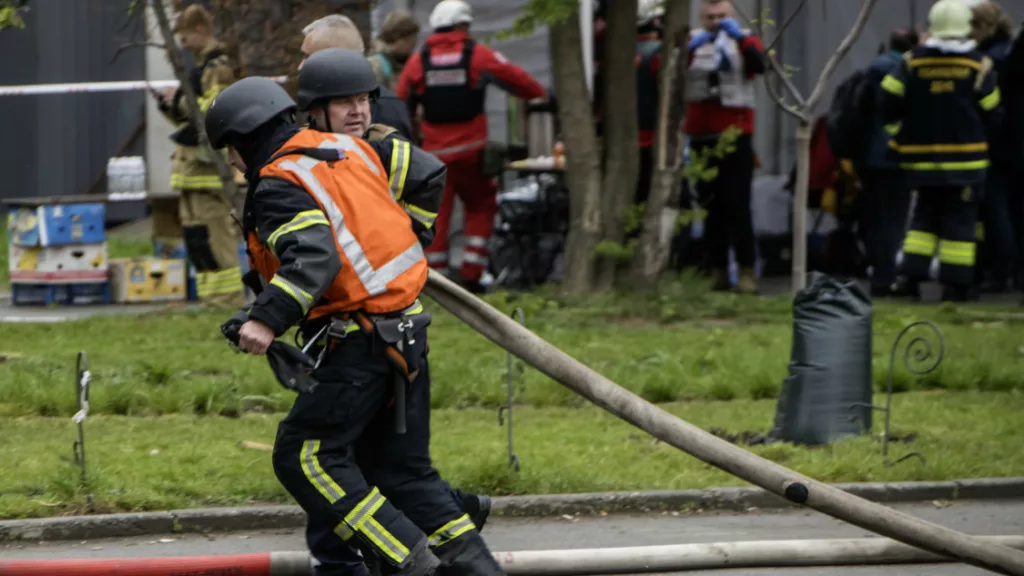 Három települést elfoglaltak az oroszok, Kijevet is bombázták