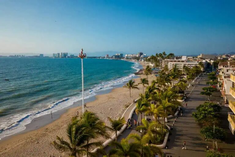 Infrastrukturális Fejlesztések Puerto Vallarta-ban