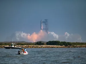 Legújabb SpaceX Űrhajó indítás: Kontrollálhatatlanná vált és szétesett