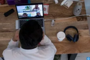 Marokkói fiatalok a digitális térben: Aktív jelenlét nélküli kapcsolattartás a járvány alatt