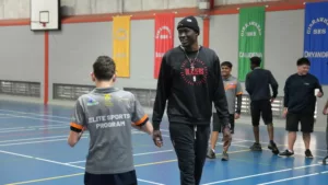 "Mindig van lehetőség": NBA sztár tér vissza a perthi iskolába, ahol minden kezdődött