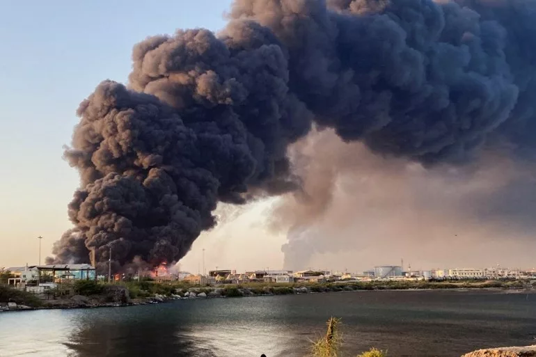 Nagyméretű tűzvész pusztított a szudáni Port Szudánban