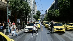 Nem akarnak részegeket szállítani, sztrájkkal fenyegetnek az athéni taxisok