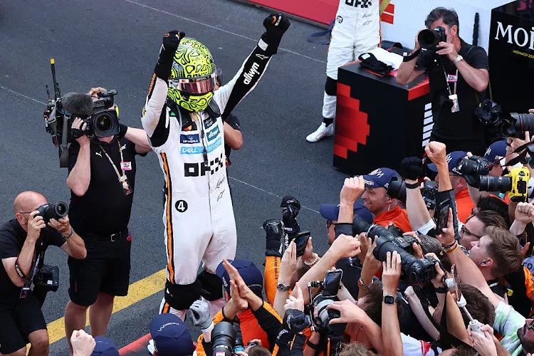 Norris győzelmével szorosabbá vált az F1 bajnoki pontverseny