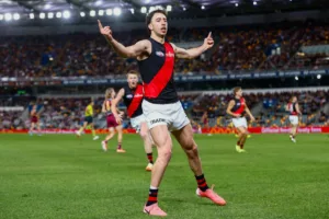 Sérülések ütik a Bombers csapatát a Brisbane Lions elleni meccsen