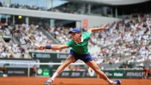 Sinner problémamentesen a harmadik körben: Gasquet legyőzése három szettben