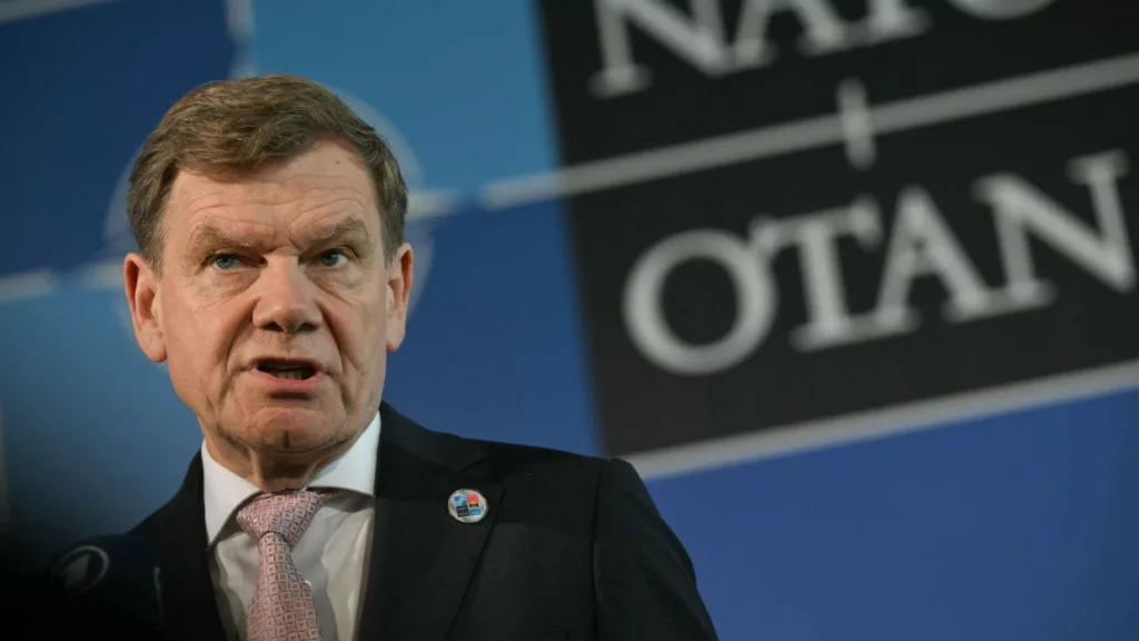 Wadephul támogatja a NATO államok védelmi kiadásainak 5%-os növelését