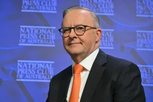 Albanese: a kötelezettségvállalások teljesítése elengedhetetlen a demokráciába vetett hit megerősítéséhez