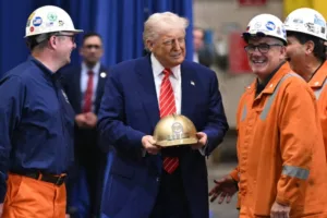 Aranyrészvény Szuperhatalmak Trump Kezében
