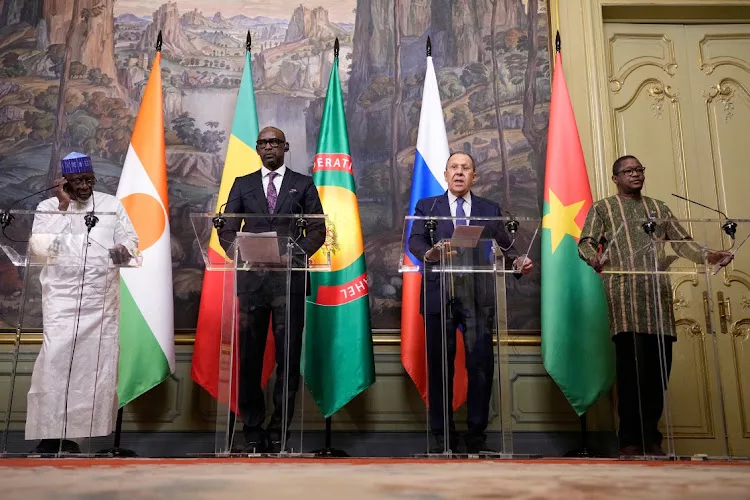 Együttműködés a terrorizmus ellen: Az ECOWAS megegyezett a Nyugat-Afrikai Junta államokkal