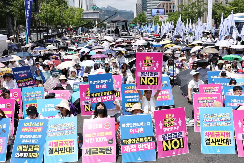 Ellenzéki Hangok a Queer Jogok Törvényjavaslat Ellen Dél-Koreában