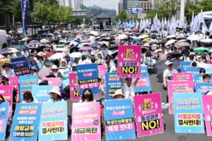 Ellenzéki Hangok a Queer Jogok Törvényjavaslat Ellen Dél-Koreában