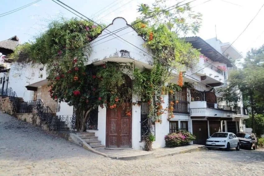 Gringo Gulch: A festői negyed Puerto Vallarta szívében