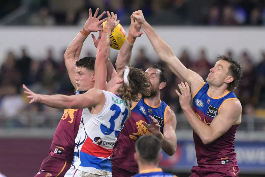Izgalmas küzdelem a Gabba stadionban: Brisbane Lions szemben a Western Bulldogs csapatával