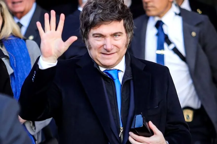 Javier Milei kormányzati fordulatok: Vezetői változások és belpolitikai kihívások
