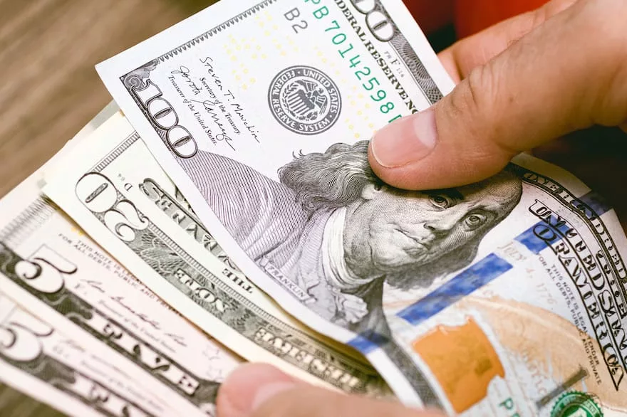 Pénzügyi Szünnapon a Dólar Árfolyamai