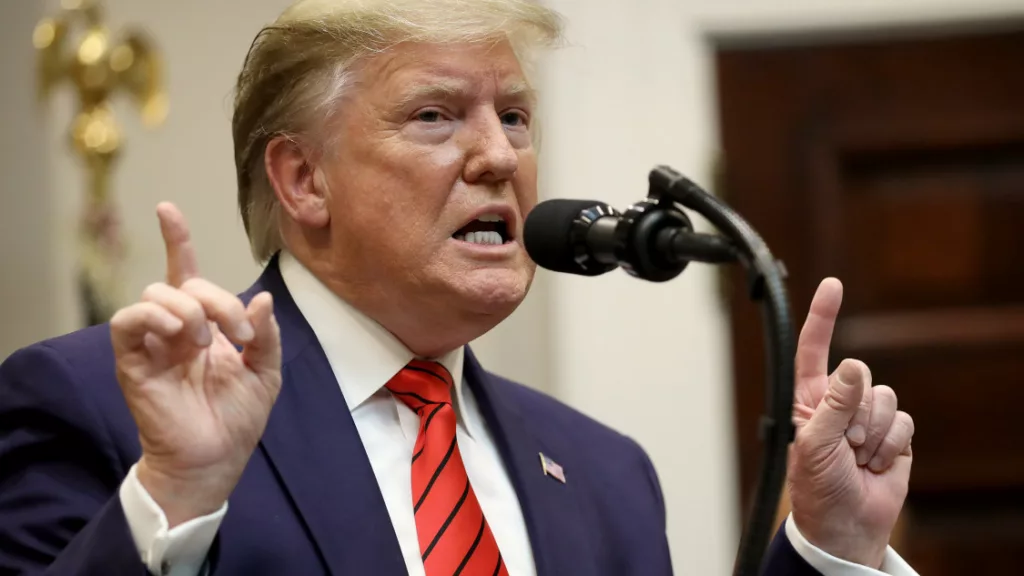 Trump Kihívása a Gyógyszeriparnak: Árcsökkentési Ultimátum