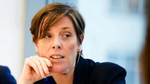 A Belső Védelmi Miniszter Elismerte, Hogy a Bántalmazás Elleni Szűrőeszköz Nem Működik Hatékonyan