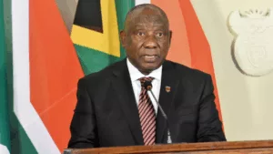 Cyril Ramaphosa megduplázta az egyéni támogatók politikai adományozási küszöbét