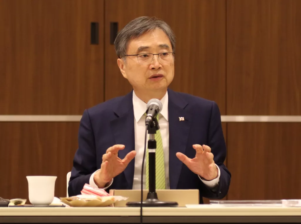 Dél-Korea és Nagy-Britannia stratégiai partnerségének erősítését tárgyalták